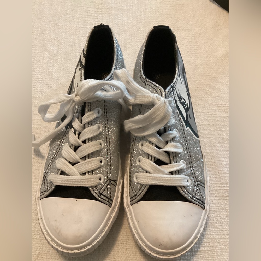 Philadelphia Eagles Womens Glitter Low Top Canvas Shoe-SZ 6